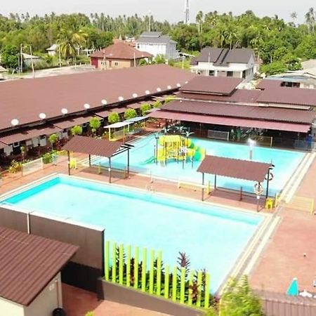 Asfa D Village - Resort - Homestay - Family Room Kemasik Dış mekan fotoğraf